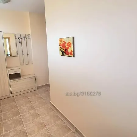 In Solmarin Complex, Sunny Apartment